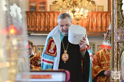 1 травня - Митрополит Симеон звершив Літургію на своїй малій батьківщині у другу Неділю після Пасхи 