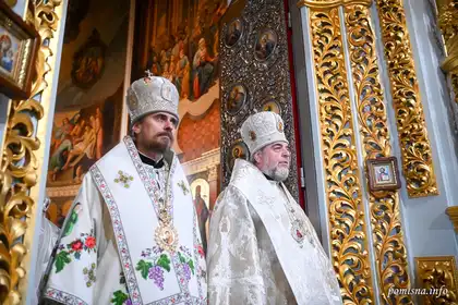 19 січня - Митрополит Симеон співслужив Предстоятелю у Лаврі в день свята Богоявлення