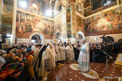 19 січня - Митрополит Симеон співслужив Предстоятелю у Лаврі в день свята Богоявлення