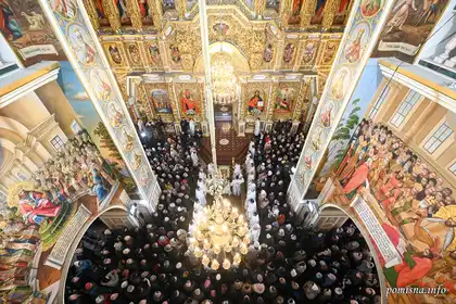 19 січня - Митрополит Симеон співслужив Предстоятелю у Лаврі в день свята Богоявлення